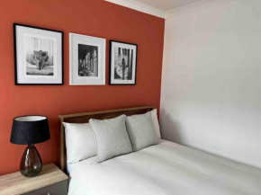Spacious London Flat Zone 2